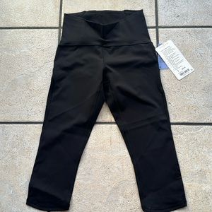 NWT Lululemon leggings calf length black sz4